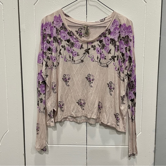 Free People Tops - Free People Flower Long Sleeve Shirt